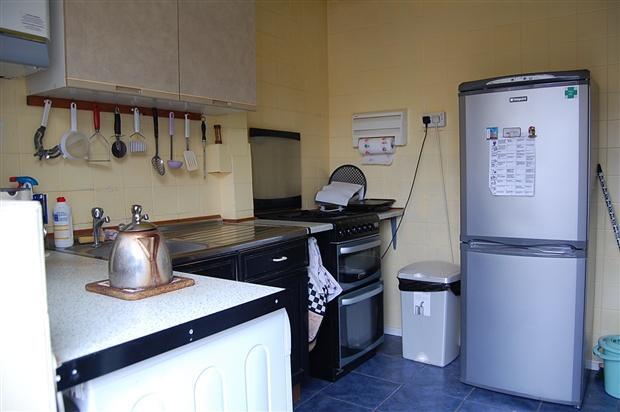 further kitchen