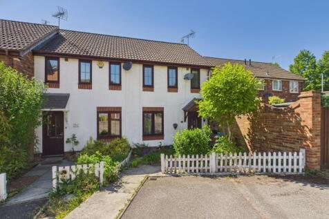 Sen Close, Warfield, Berkshire, RG42