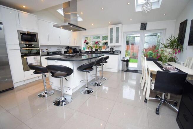 Kitchen/Dining/Famil