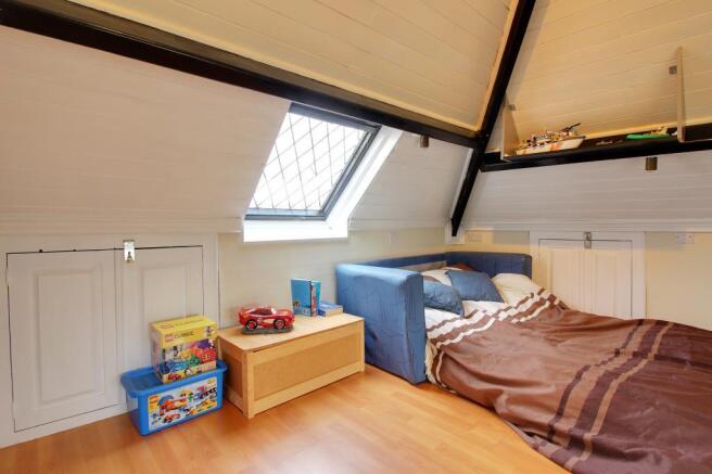 Bedroom 4 (Double)
