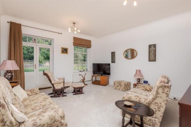210927 - 6 Fountaine Court, Ampthill - 02.jpg