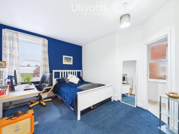 8 bed Terraced for sale Image 11