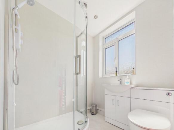 3 bed Terraced for sale Image 8