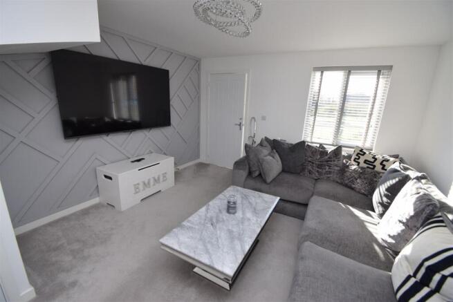 46 Harwood Close Coxhoe (2).JPG