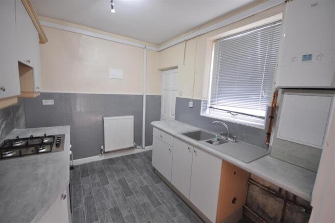 1 bed Apartment to rent Image 4
