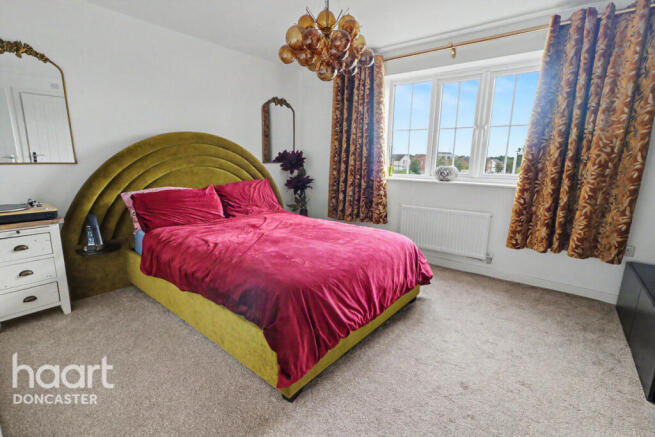 3 bed Detached for sale Image 11