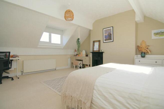 2 bed Terraced for sale Image 6