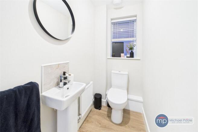 3 bed Detached for sale Image 8