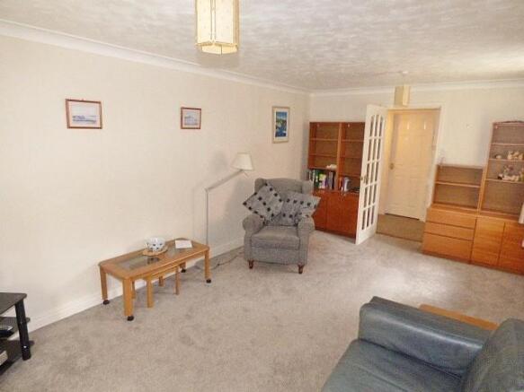 Lounge 1