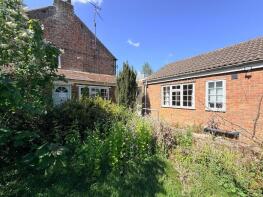 Eastfield Farmhouse, Chapel Road, Tilney Fen End, Tilney St Lawrence PE14 8JL