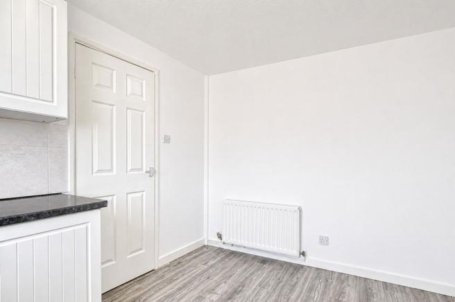 3 bed End of Terrace to rent Image 7