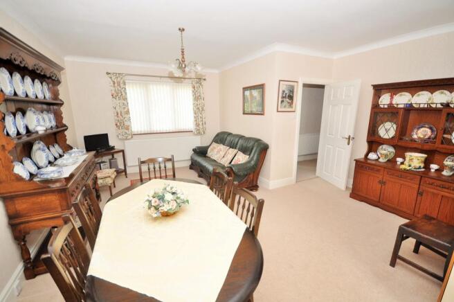 Trem Y Glyn, Tenby Road, St.Clears SA33 4JW Photo 3