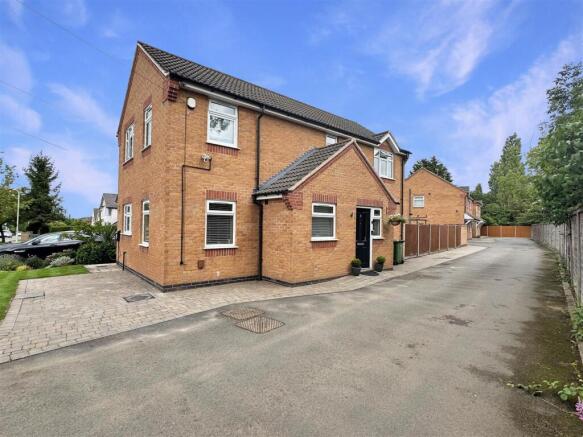 4-bed detached on Old School Close, Glen Parva., £379,950
