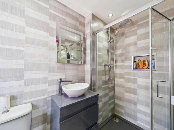3 bed Detached for sale Image 6