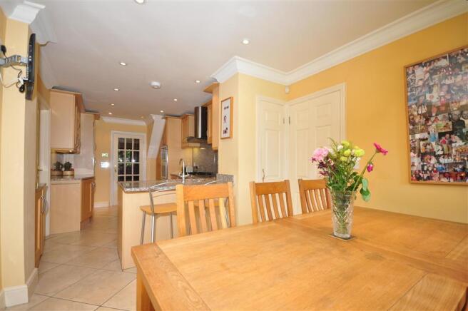 Kitchen/Breakfast Room