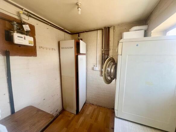 3 bed Terraced for sale Image 8