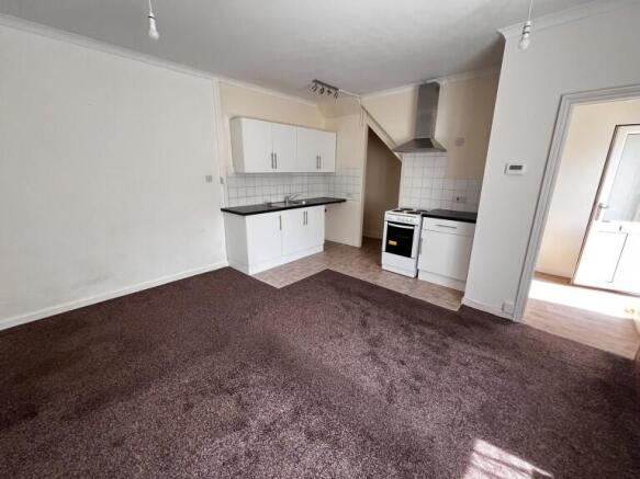 Little Water Street, Carmarthen, SA31 photo 4