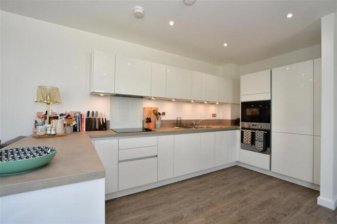 Kitchen / Lounge / Diner