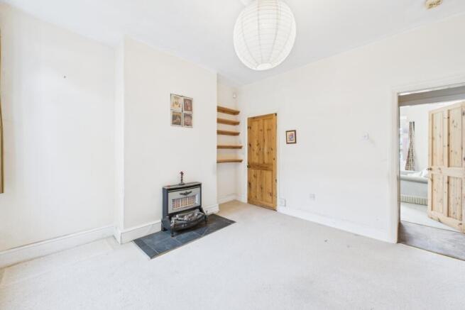 3 bed Terraced for sale Image 4