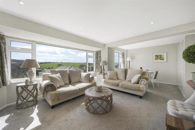 Living area.jpg