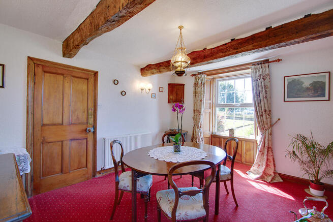 4 bed House for sale Image 9