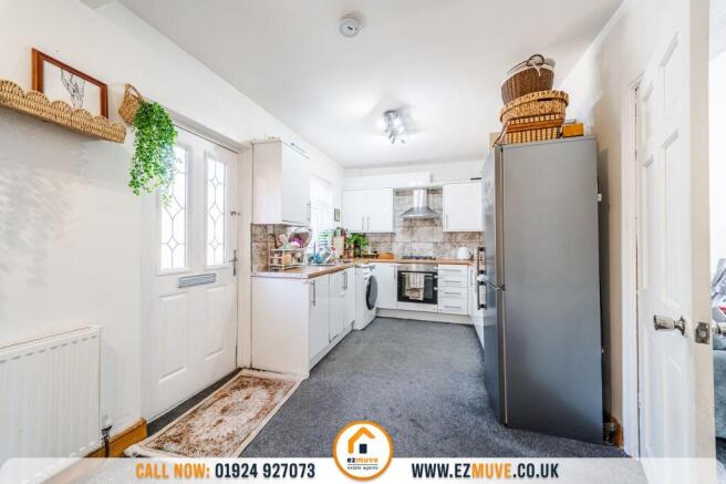 3 bed Terraced for sale Image 4