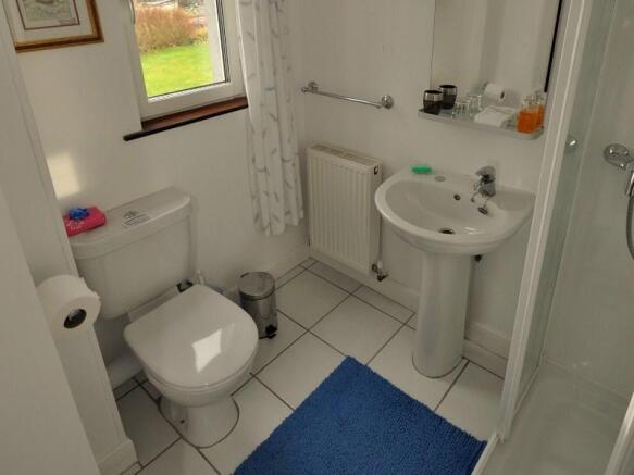 Bedroom 2 En-suite