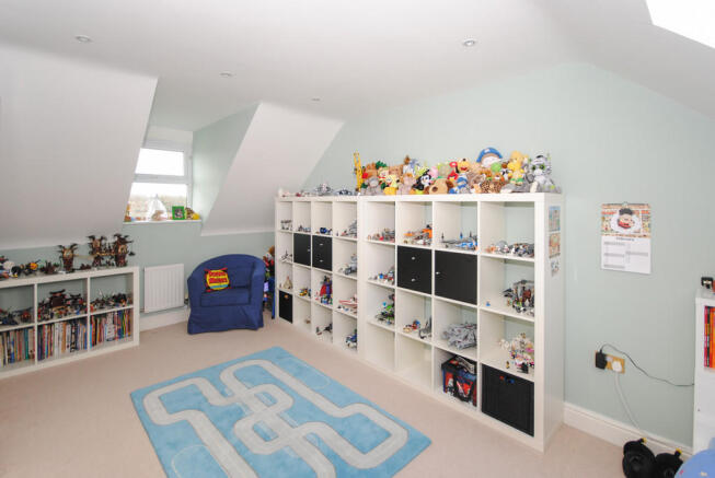 Photo 10