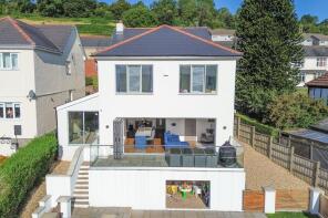 104 West Wind, Sunnybank Road, Griffithstown, Pontypool NP4 5LL