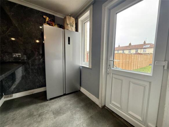 3 bed Terraced for sale Image 5
