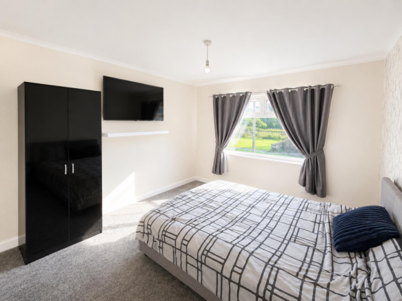 3 bed House for sale Image 5