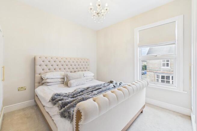 2 bed Terraced for sale Image 9
