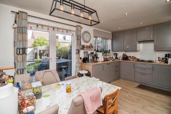 Kitchen Diner