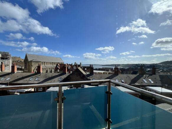 2 bed Apartment for sale Image 10