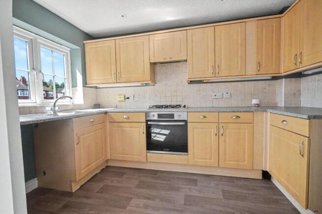 3 bed Town House for sale Image 5