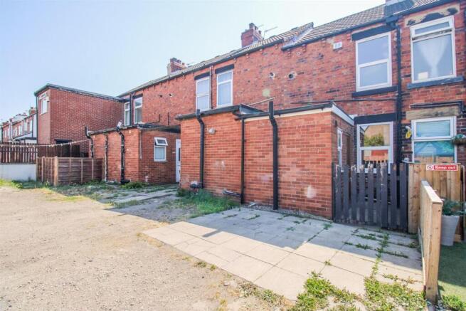 2 bed Terraced for sale Image 9