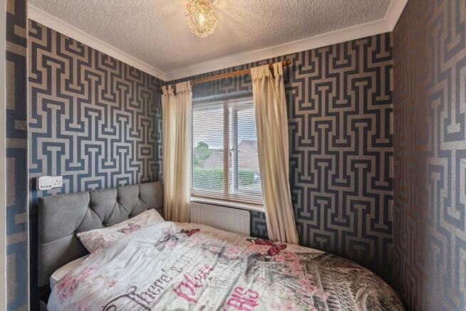 3 bed Semi-Detached for sale Image 10