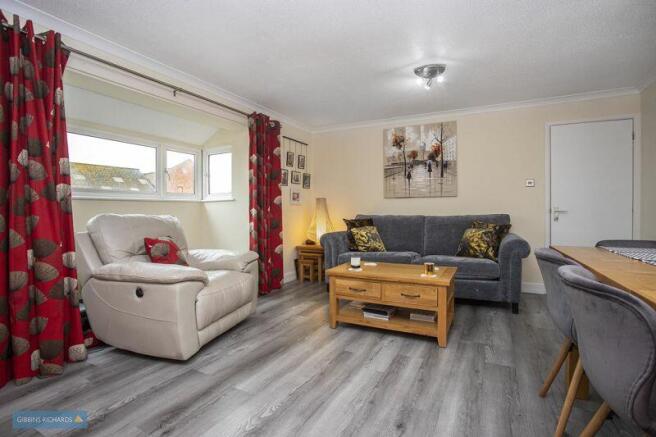 Sitting/Dining Room
