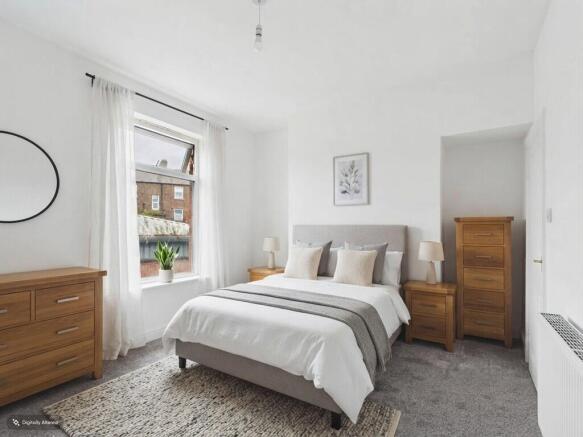 3 bed Terraced to rent Image 12