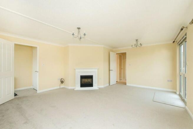 2 bed Park Home for sale Image 4