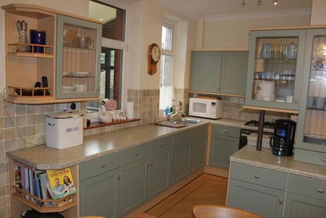 KITCHEN AREA