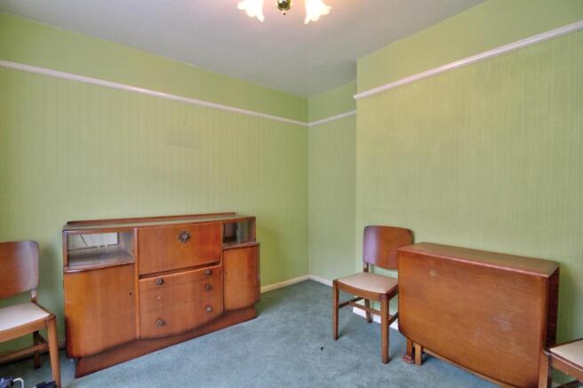Dining room ;