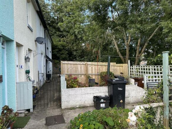 Access to Cottage.jpeg