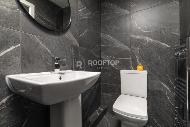 2 bed House to rent Image 10