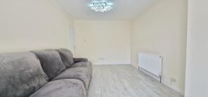 64, King Georges Avenue, Watford WD18 7QD