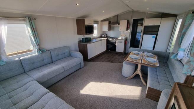 Willerby Seasons 2021 Seal Bay Resort 1.jpeg