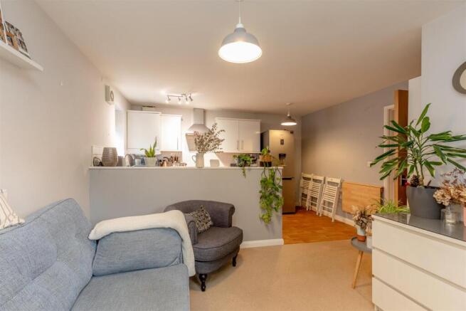 Lincombe Road, Downend Living Room 5.jpg