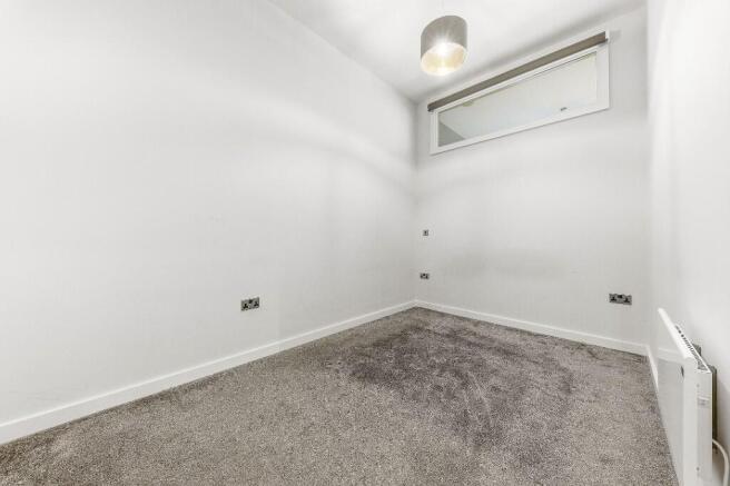 2 bed Apartment for sale Image 11