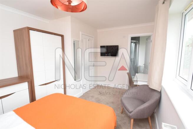 Bedroom Five & en-suite