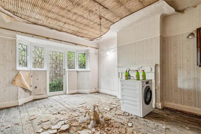 Sutton Court Road, W4 - FOR SALE